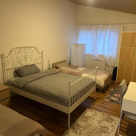 Nahe Berlin Mit Kamin Ferienhaus *